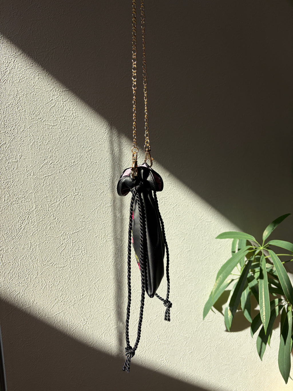 【ラズベリー・ア・ラ・モード】 刺繍バッグ