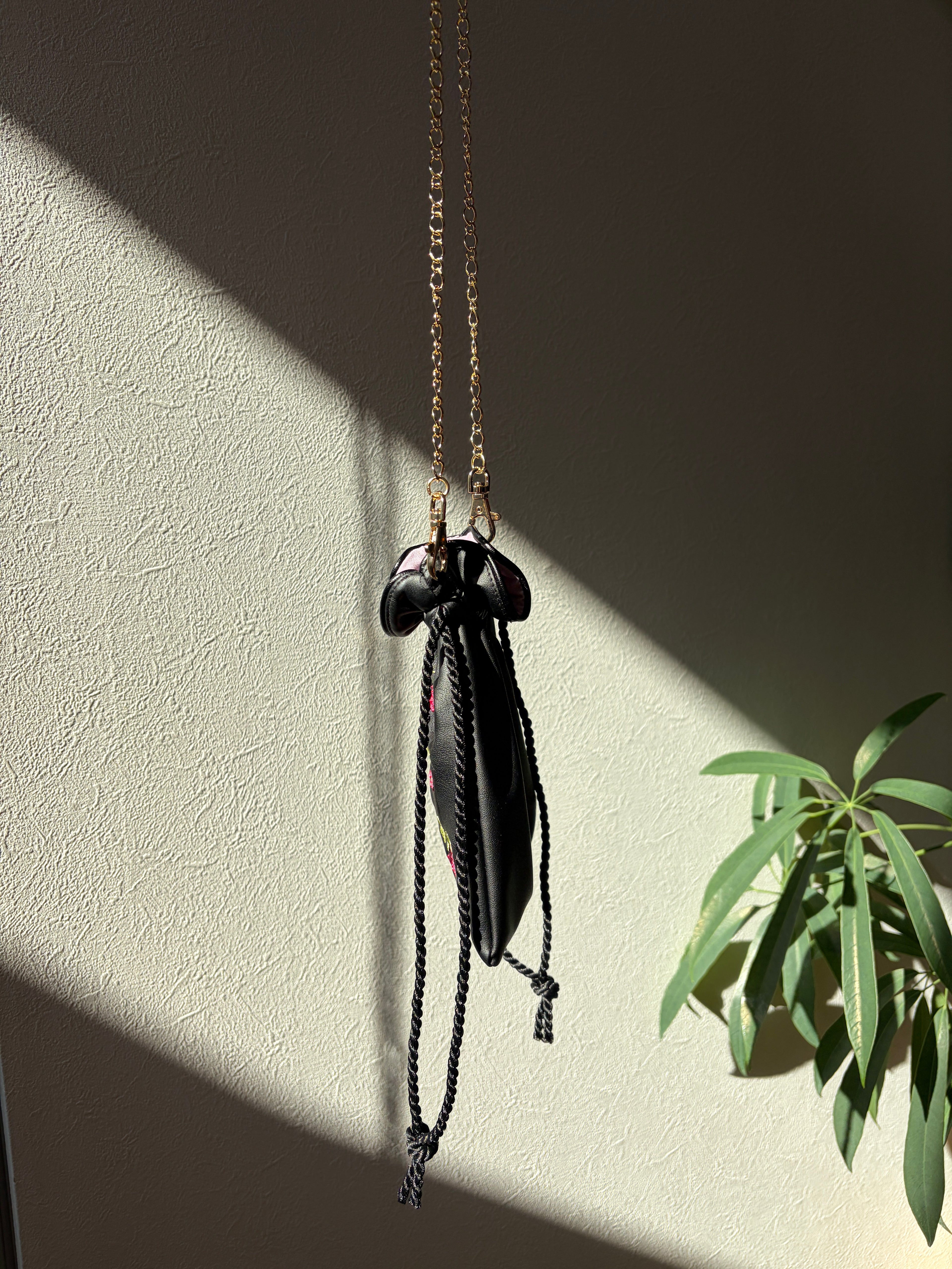 【ラズベリー・ア・ラ・モード】 刺繍バッグ