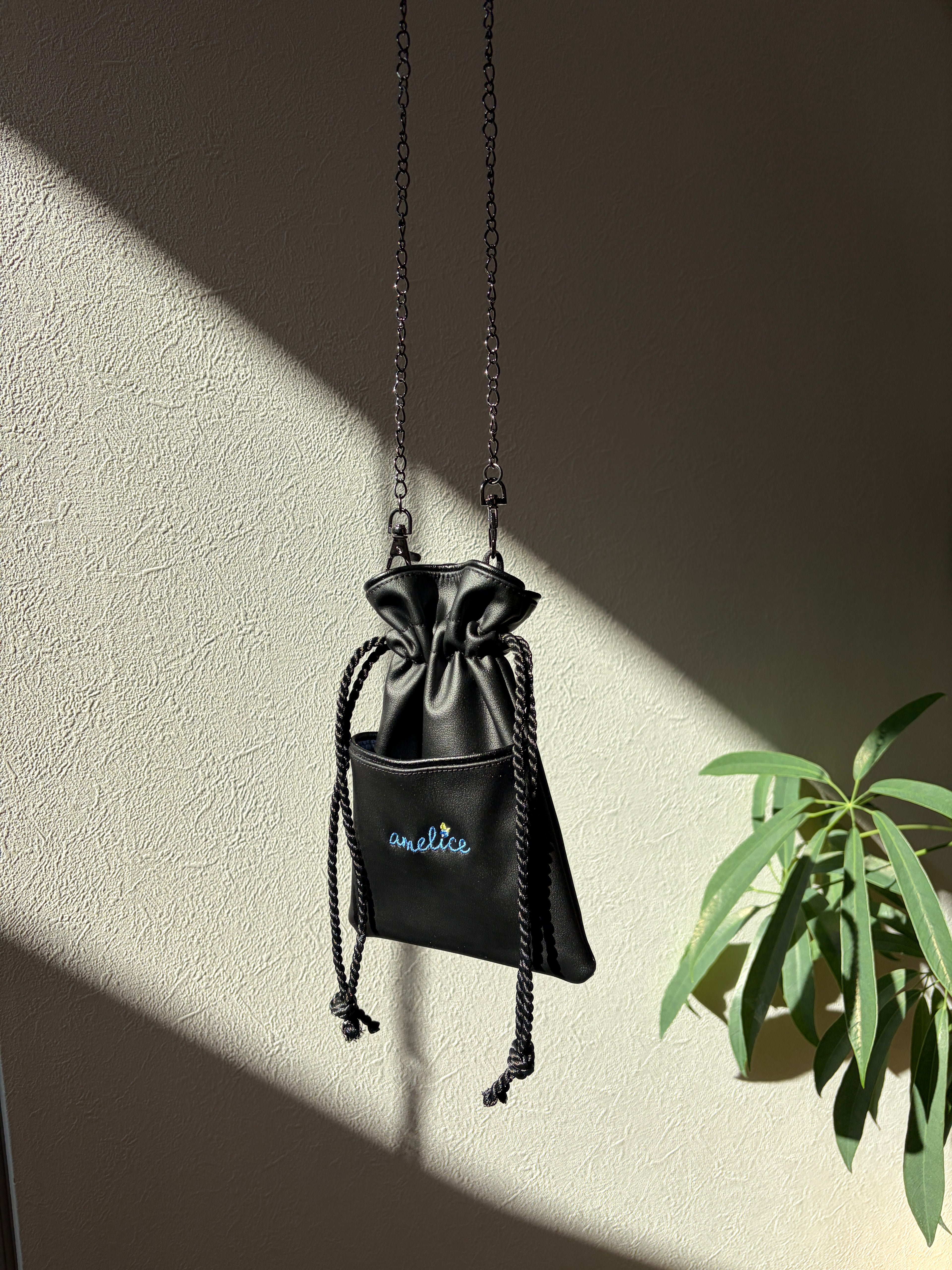 【ブルーベリー・ア・ラ・カルト】 刺繍バッグ