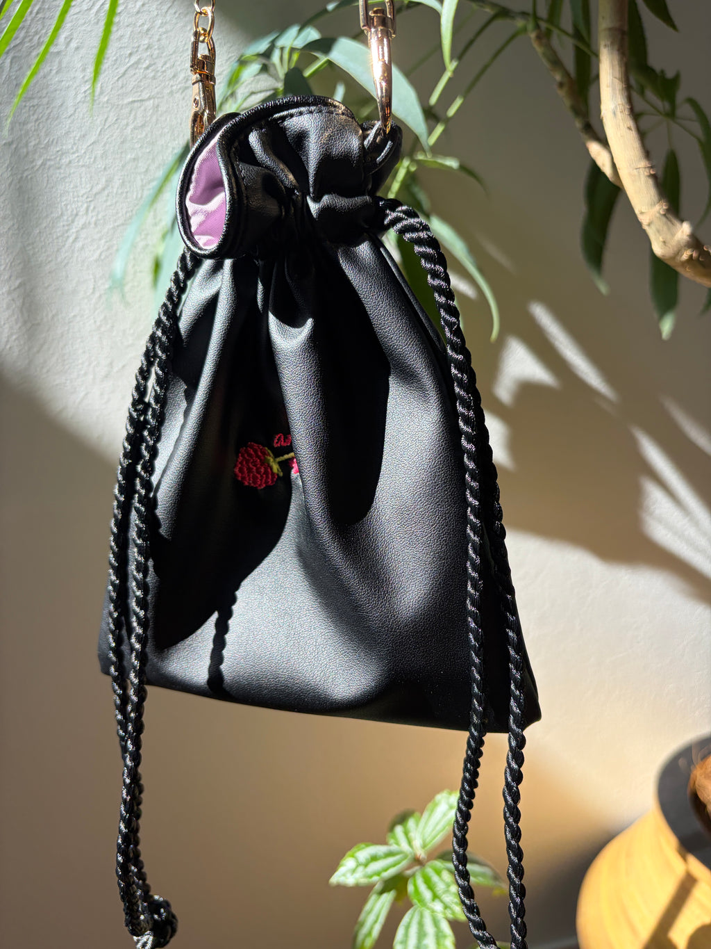 【ラズベリー・ア・ラ・モード】 刺繍バッグ