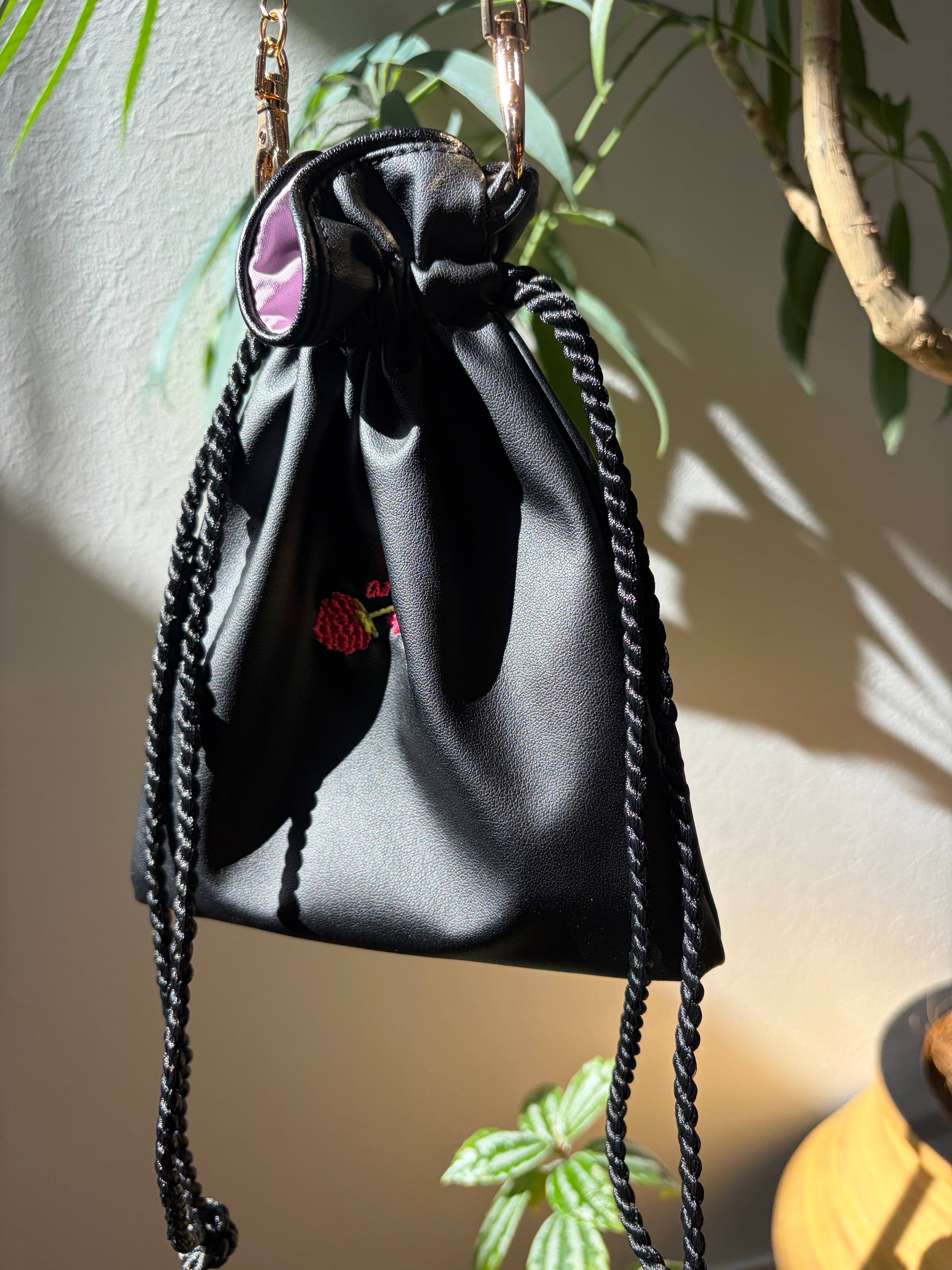 【ラズベリー・ア・ラ・モード】 刺繍バッグ