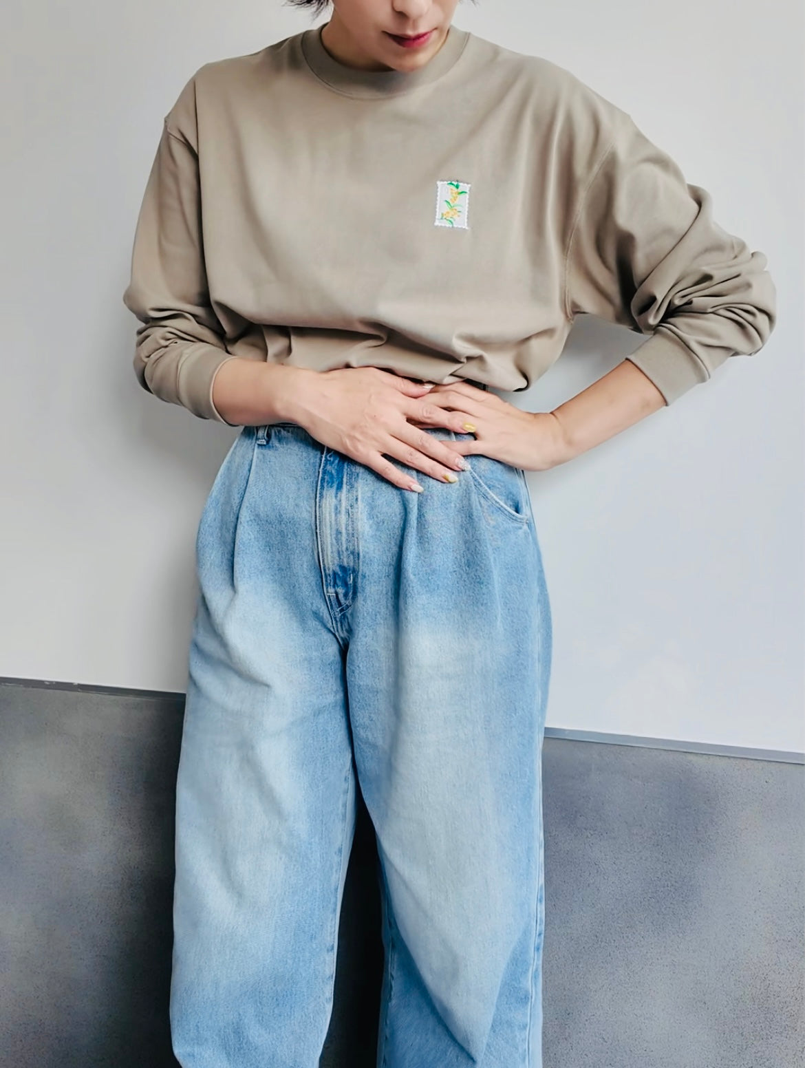 【金木犀の切手刺繍】